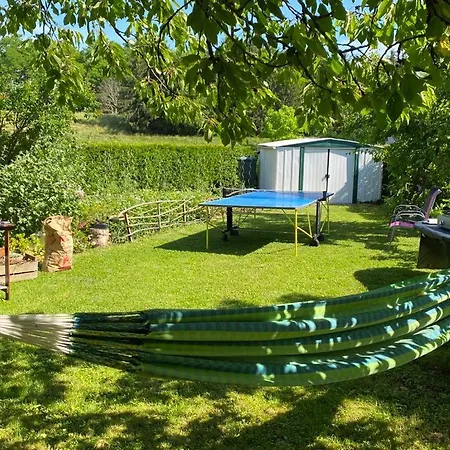 Maison Avec Beau Jardin Arbore Villa Torcy